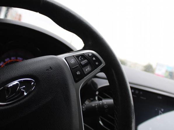 Lada (ВАЗ) Vesta I с пробегом 2020 года, цена 1 059 000 рублей, 89010 км, универсал, Автокод Объявления