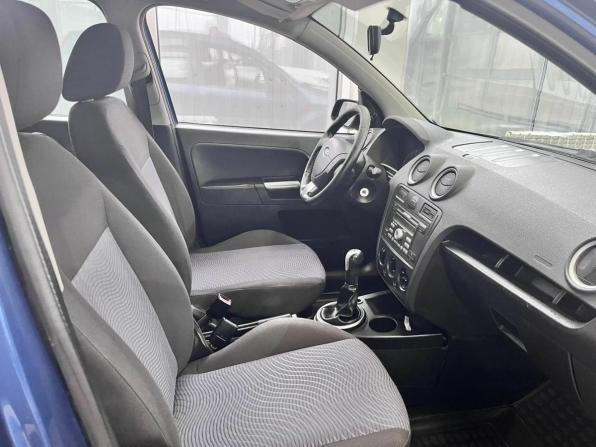 Ford Fusion I Рестайлинг с пробегом 2008 года, цена 264 000 рублей, 290000 км, хэтчбек, Автокод Объявления