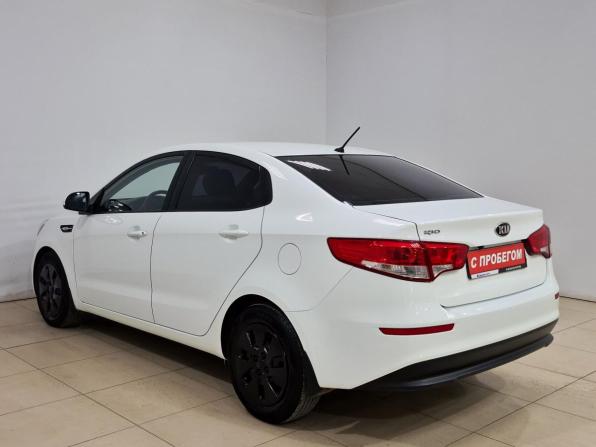 Kia Rio III Рестайлинг с пробегом 2015 года, цена 970 000 рублей, 155995 км, седан, Автокод Объявления