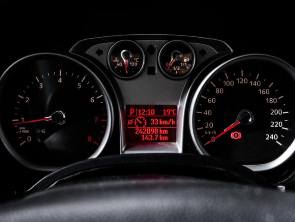 Ford Focus II Рестайлинг с пробегом 2008 года, цена 490 000 рублей, 242097 км, хэтчбек, Автокод Объявления