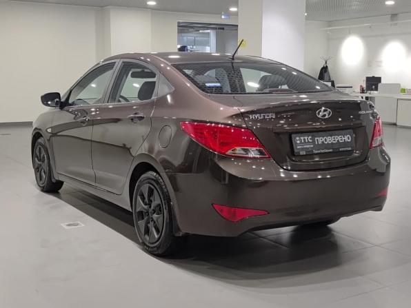 Hyundai Solaris I Рестайлинг с пробегом 2015 года, цена 1 070 000 рублей, 63482 км, седан, Автокод Объявления