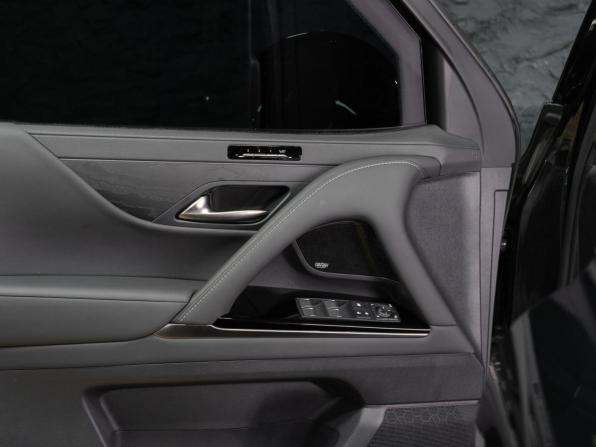 Новый Lexus LX IV 2025 года, цена 35 490 000 рублей, внедорожник, Автокод Объявления