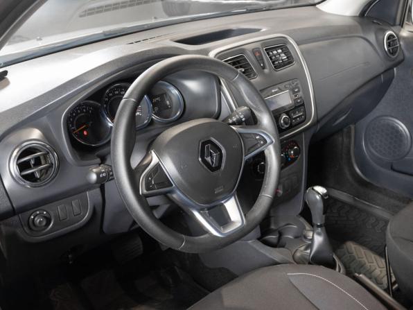 Renault Sandero II Рестайлинг с пробегом 2019 года, цена 1 190 000 рублей, 134646 км, хэтчбек, Автокод Объявления