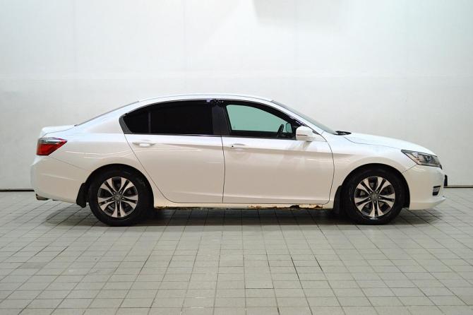 Honda Accord IX с пробегом 2013 года, цена 1 350 000 рублей, 256333 км, седан, Автокод Объявления