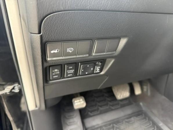 Nissan Patrol VI (Y62) с пробегом 2013 года, цена 2 449 000 рублей, 207687 км, внедорожник, Автокод Объявления