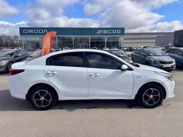 Kia Rio IV с пробегом 2017 года, цена 659 000 рублей, 200030 км, седан, Автокод Объявления