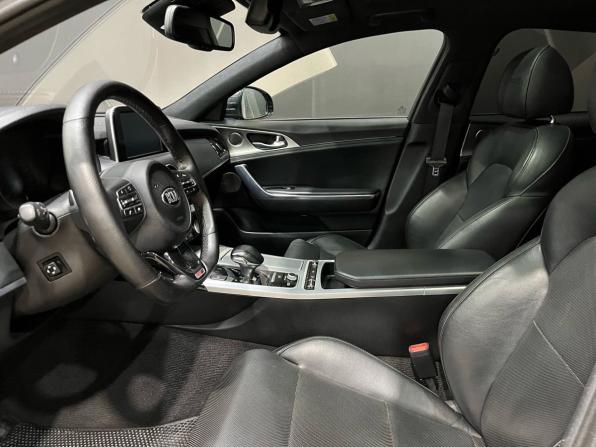 Kia Stinger I с пробегом 2018 года, цена 2 044 000 рублей, 183339 км, лифтбек, Автокод Объявления