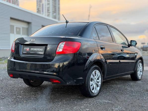 Kia Rio II Рестайлинг с пробегом 2010 года, цена 445 000 рублей, 242119 км, седан, Автокод Объявления