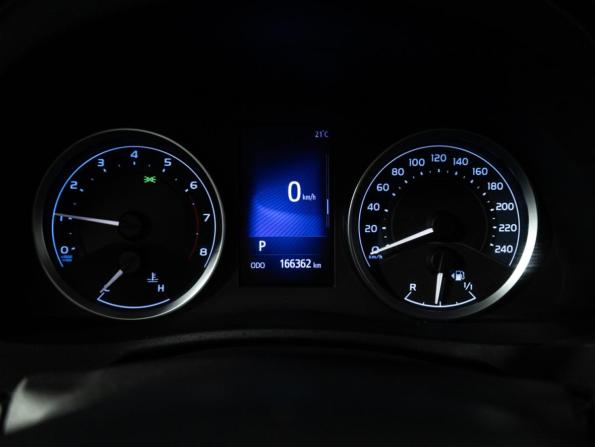 Toyota Corolla XI (E160 E170 E180) с пробегом 2016 года, цена 1 644 700 рублей, 166000 км, седан, Автокод Объявления