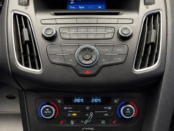 Ford Focus III Рестайлинг с пробегом 2015 года, цена 1 137 000 рублей, 110725 км, хэтчбек, Автокод Объявления