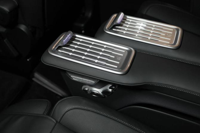 Новый Mercedes-Benz V-Класс III (W447) Рестайлинг 2 2026 года, цена 14 723 000 рублей, минивэн, Автокод Объявления