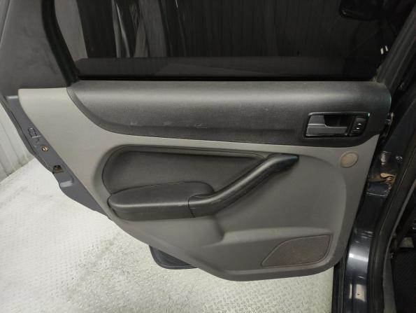 Ford Focus II Рестайлинг с пробегом 2011 года, цена 499 000 рублей, 310311 км, седан, Автокод Объявления