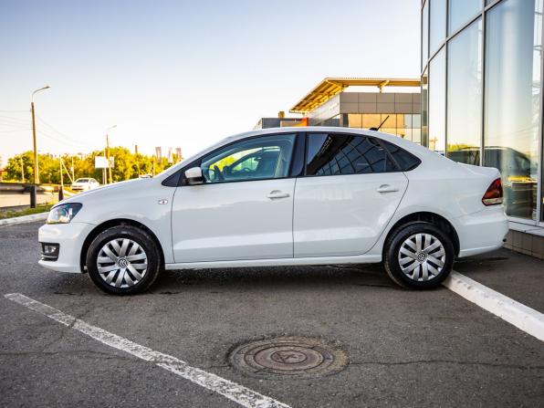Volkswagen Polo V Рестайлинг с пробегом 2020 года, цена 1 418 000 рублей, 102253 км, седан, Автокод Объявления
