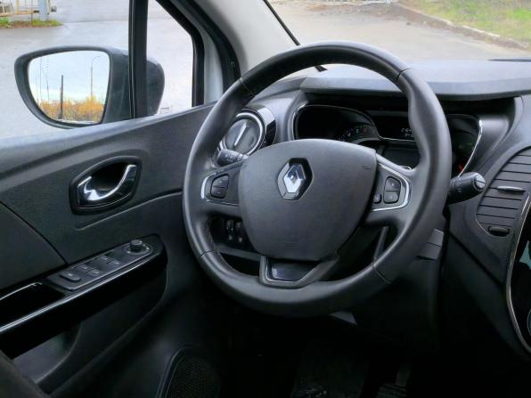 Renault Kaptur I с пробегом 2019 года, цена 1 299 000 рублей, 215500 км, внедорожник, Автокод Объявления