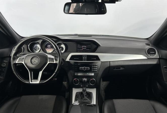 Mercedes-Benz C-Класс III (W204) Рестайлинг с пробегом 2012 года, цена 1 850 000 рублей, 231229 км, седан, Автокод Объявления