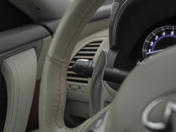Infiniti QX70 с пробегом 2016 года, цена 2 120 000 рублей, 163861 км, внедорожник, Автокод Объявления