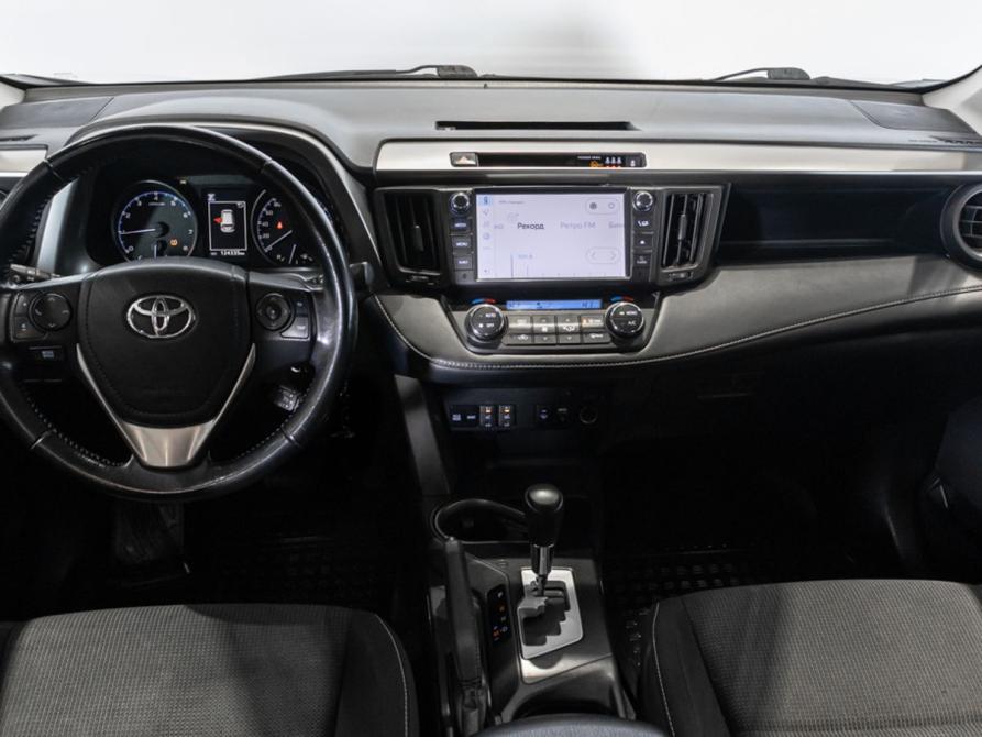 Toyota RAV4 IV (XA40) Рестайлинг Казань  - изображение 6