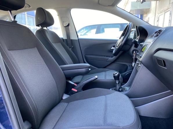 Volkswagen Polo V Рестайлинг с пробегом 2015 года, цена 1 169 000 рублей, 92610 км, седан, Автокод Объявления