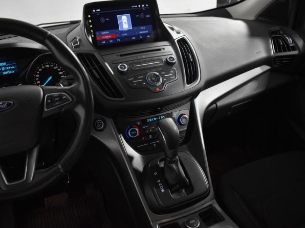 Ford Kuga II Рестайлинг с пробегом 2017 года, цена 1 695 000 рублей, 108937 км, внедорожник, Автокод Объявления