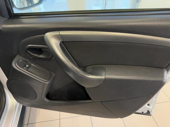 Renault Duster I Рестайлинг с пробегом 2019 года, цена 1 050 000 рублей, 195000 км, внедорожник, Автокод Объявления