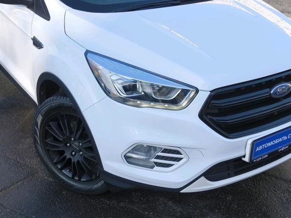 Ford Kuga II Рестайлинг с пробегом 2018 года, цена 2 019 000 рублей, 62075 км, внедорожник, Автокод Объявления