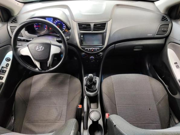 Hyundai Solaris I с пробегом 2013 года, цена 530 000 рублей, 281604 км, седан, Автокод Объявления