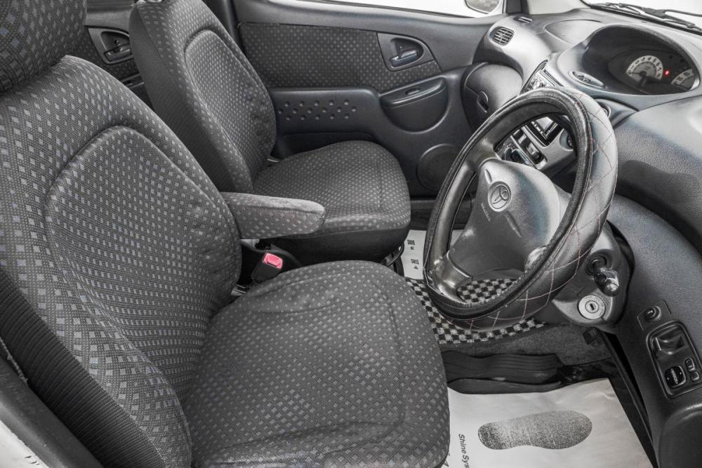 Toyota FunCargo Барнаул  - изображение 9