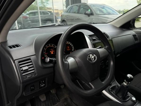 Toyota Corolla X (E140 E150) Рестайлинг с пробегом 2012 года, цена 969 000 рублей, 176783 км, седан, Автокод Объявления