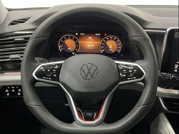 Новый Volkswagen Teramont I Рестайлинг (China Market) 2025 года, цена 5 299 000 рублей, внедорожник, Автокод Объявления