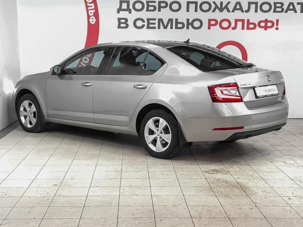Skoda Octavia III (A7) Рестайлинг с пробегом 2018 года, цена 1 540 000 рублей, 153000 км, лифтбек, Автокод Объявления