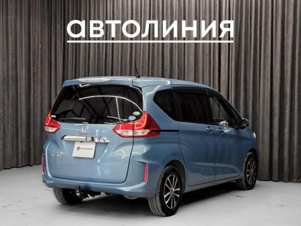Honda Freed II с пробегом 2017 года, цена 1 550 000 рублей, 141300 км, компактвэн, Автокод Объявления