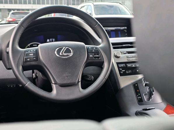 Lexus RX III с пробегом 2010 года, цена 2 100 000 рублей, 106191 км, внедорожник, Автокод Объявления
