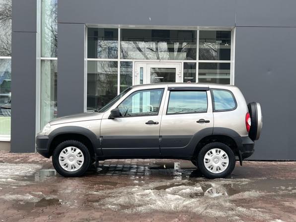 Chevrolet Niva I Рестайлинг с пробегом 2019 года, цена 719 000 рублей, 115000 км, внедорожник, Автокод Объявления