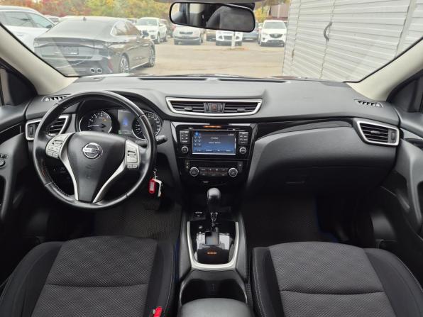 Nissan Qashqai II с пробегом 2018 года, цена 1 592 000 рублей, 166107 км, внедорожник, Автокод Объявления