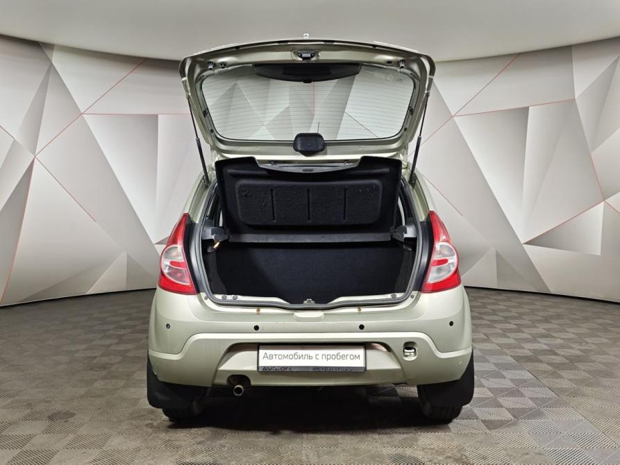 Renault Sandero I Москва  - изображение 11