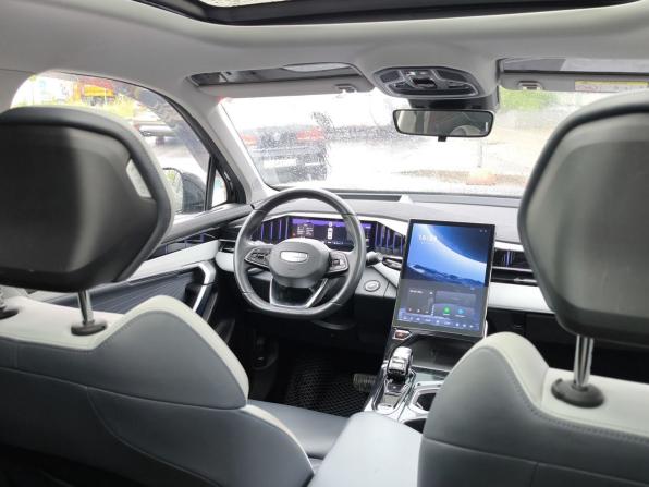 Geely Atlas II с пробегом 2024 года, цена 2 750 000 рублей, 65725 км, внедорожник, Автокод Объявления