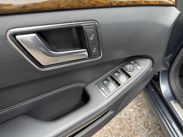 Mercedes-Benz E-Класс IV (W212 S212 C207) Рестайлинг с пробегом 2013 года, цена 1 895 000 рублей, 128700 км, седан, Автокод Объявления