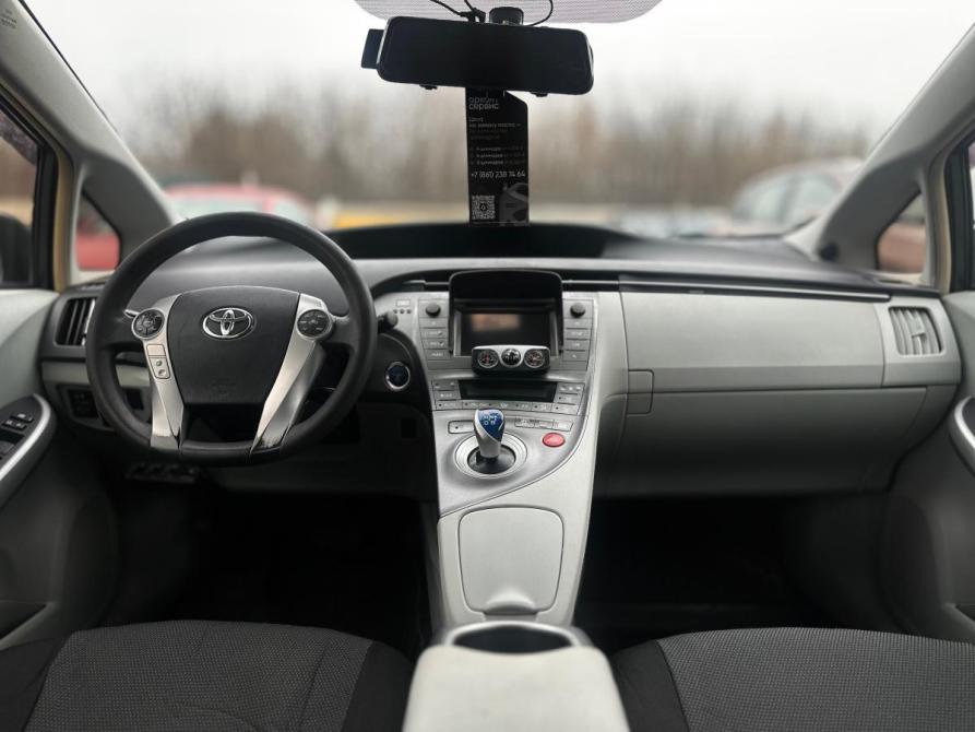 Toyota Prius III Рестайлинг (XW30) Краснодар  - изображение 17