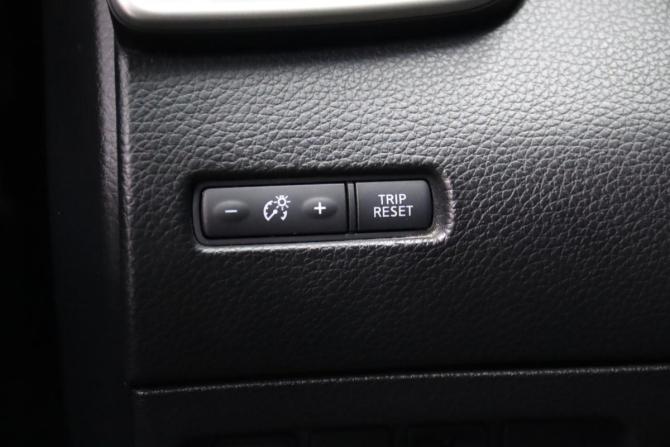 Nissan Qashqai II с пробегом 2015 года, цена 1 095 950 рублей, 174762 км, внедорожник, Автокод Объявления