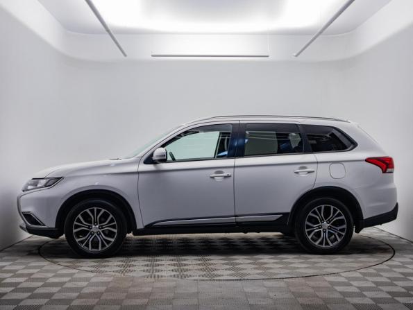 Mitsubishi Outlander III Рестайлинг 2 с пробегом 2018 года, цена 1 700 000 рублей, 256134 км, внедорожник, Автокод Объявления