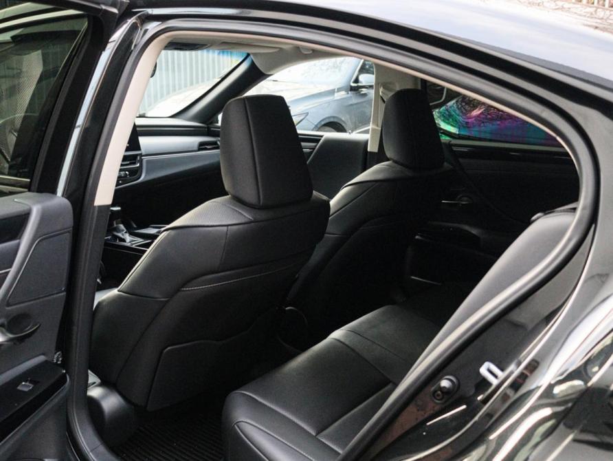 Lexus ES VII Рестайлинг Москва  - изображение 12