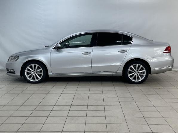 Volkswagen Passat B7 с пробегом 2013 года, цена 1 039 000 рублей, 248901 км, седан, Автокод Объявления