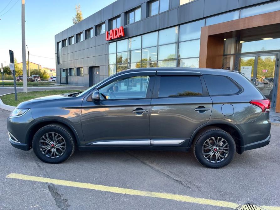 Mitsubishi Outlander III Рестайлинг 2 Великие Луки  - изображение 8
