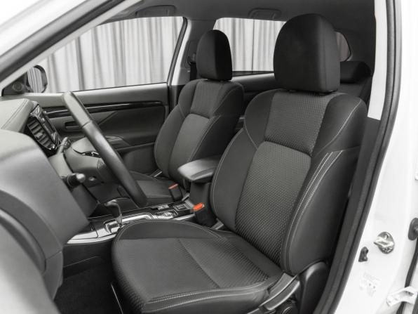 Mitsubishi Outlander III Рестайлинг 3 с пробегом 2018 года, цена 2 340 000 рублей, 94057 км, внедорожник, Автокод Объявления