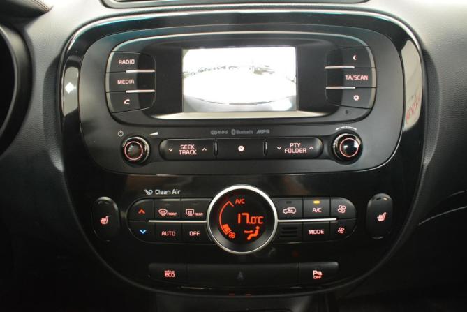 Kia Soul II Рестайлинг с пробегом 2016 года, цена 1 499 000 рублей, 174000 км, хэтчбек, Автокод Объявления