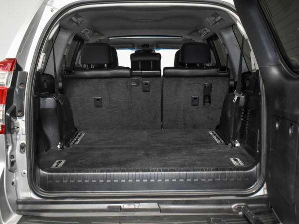 Toyota Land Cruiser Prado 150 Series Рестайлинг 1 с пробегом 2014 года, цена 3 230 000 рублей, 193187 км, внедорожник, Автокод Объявления