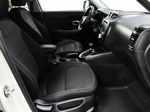 Kia Soul II Рестайлинг с пробегом 2018 года, цена 1 597 000 рублей, 102041 км, хэтчбек, Автокод Объявления