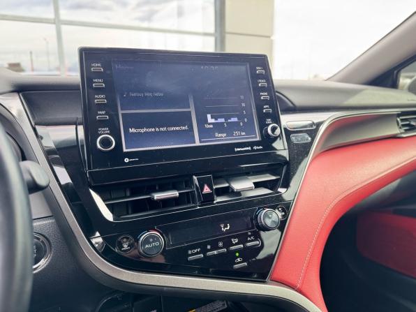 Toyota Camry VIII (XV70) Рестайлинг с пробегом 2020 года, цена 2 720 000 рублей, 71007 км, седан, Автокод Объявления
