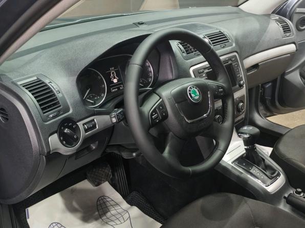 Skoda Octavia II (A5) Рестайлинг с пробегом 2012 года, цена 999 000 рублей, 128359 км, лифтбек, Автокод Объявления