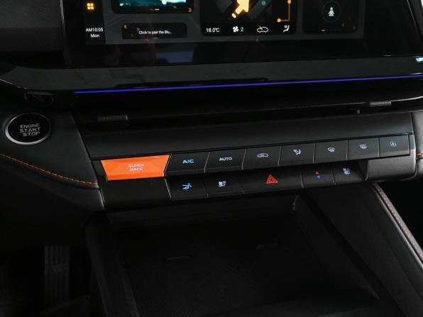 Changan UNI-V I с пробегом 2023 года, цена 2 279 000 рублей, 31119 км, лифтбек, Автокод Объявления